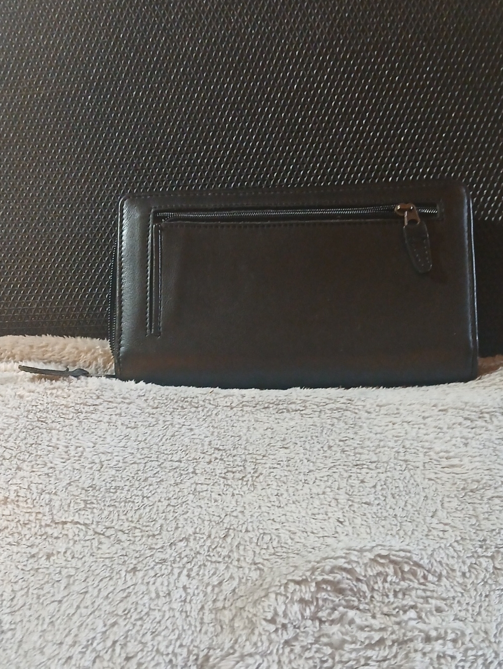 Women's Black Leather Zip Wallet - Sleek Daily Organizer